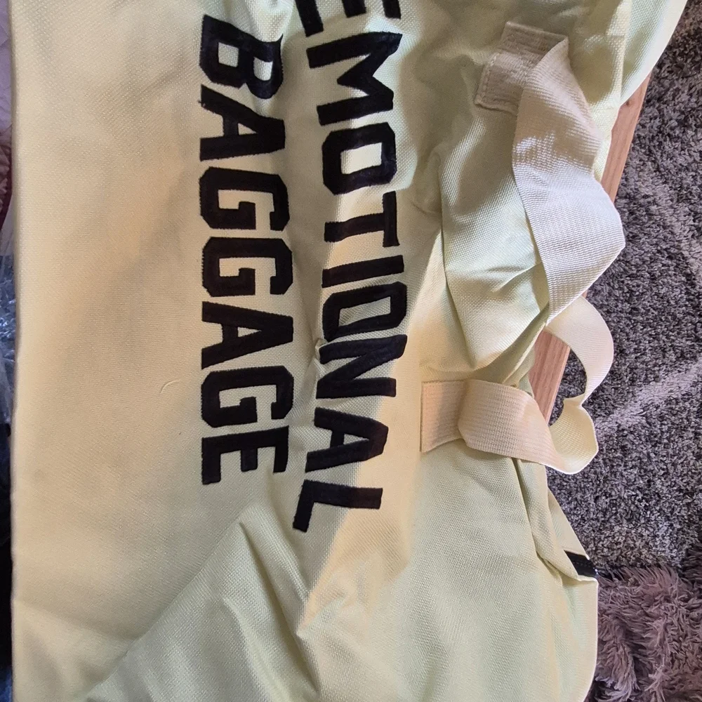 ASSHOLES LIVE FOREVER Cream Garment Bag – Durable Travel Storage